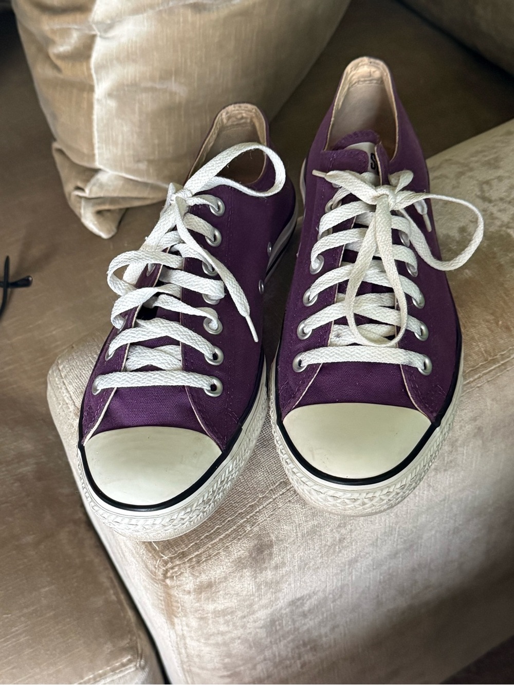 Converse Chuck Taylor All Star Purple Low Top Sneakers Women 11 / Men 9